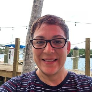 Meet your Posher, Vivian